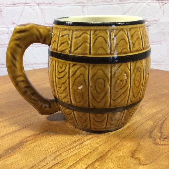Vintage Old Kentucky Malt Secretly Different Hand Painted Ceramic Mug - Japan - Picture 4 of 7
